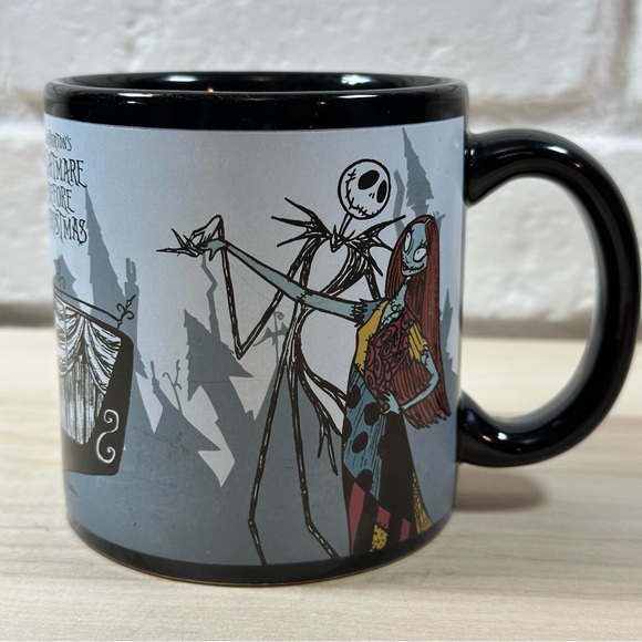 SET Tim Burton's The Nightmare Before Christmas 2 Disc collector's Edition & Mug - Picture 15 of 16
